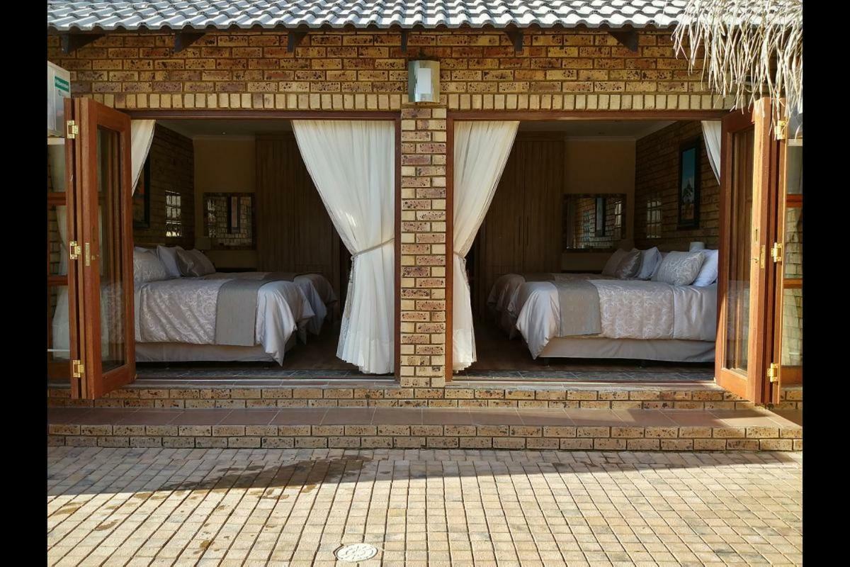 Twins Guest House Astoni Vanderbijlpark Exteriér fotografie