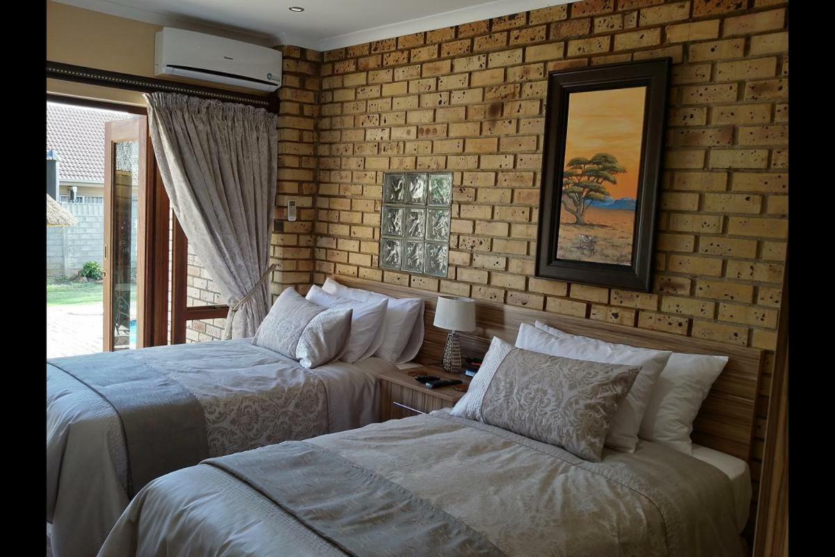 Twins Guest House Astoni Vanderbijlpark Exteriér fotografie